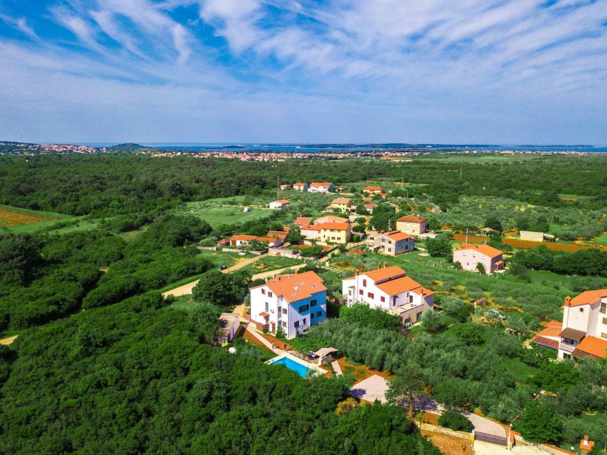 Holiday Home Mara Fondole Экстерьер фото