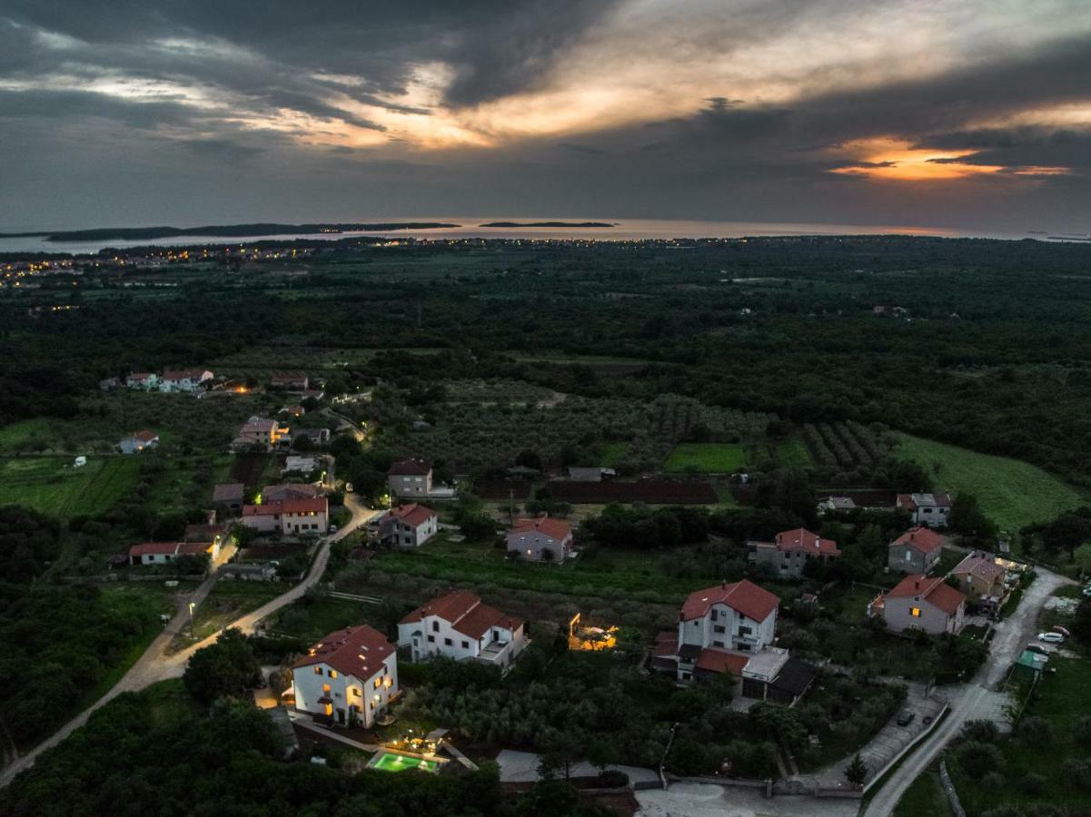 Holiday Home Mara Fondole Экстерьер фото